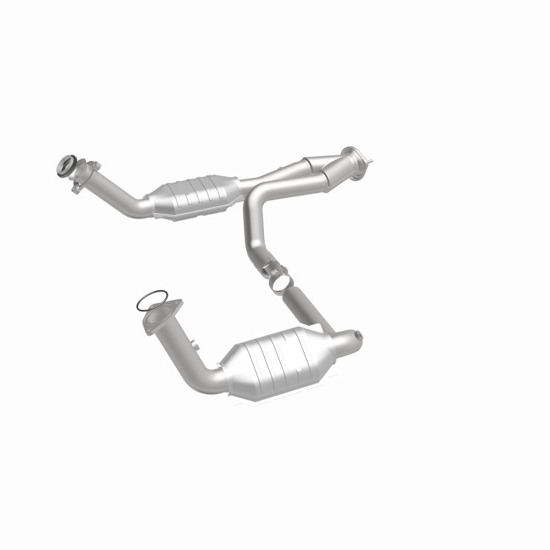 MagnaFlow Conv DF 02-06 Cadillac Escalade / 02-06 Chevy Avalanche 5.3L Dual Conv Y-Pipe Assembly 2WD